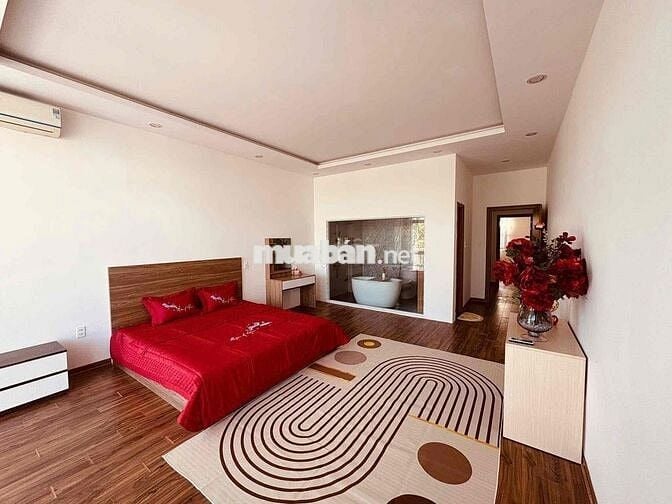 nhà 4 tầng , 4pn. đầy đủ nội thất , dọn vào ở ngay.