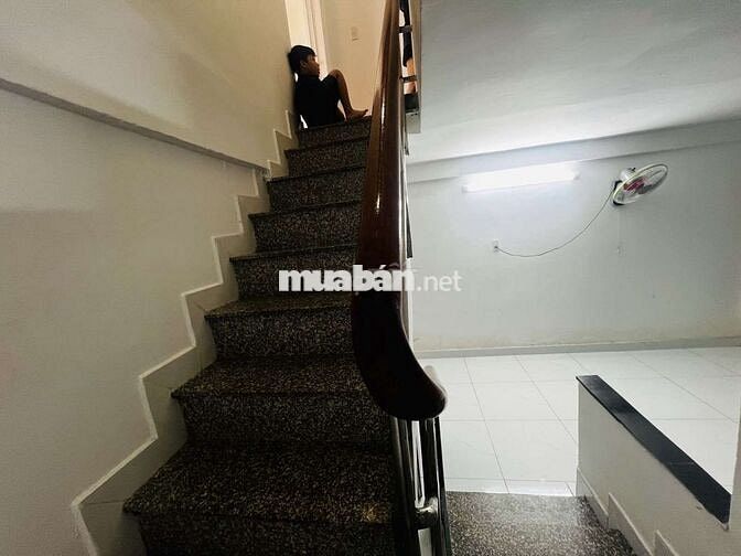 Bán nhà 2 Tầng HXH Đ. Kha Vạn Cân Sát P. Văn Đồng DT47m(4.3×11) 2 Pn