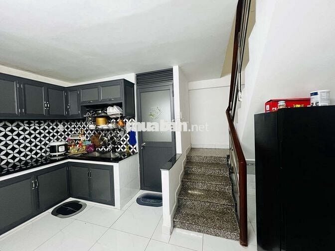 Bán nhà 2 Tầng HXH Đ. Kha Vạn Cân Sát P. Văn Đồng DT47m(4.3×11) 2 Pn