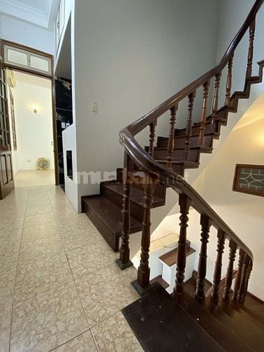 - Bán nhà Giải Phóng, Hoàng Mai, Hai Bà Trưng, Siêu đẹp, 80m2, 27.5 tỷ