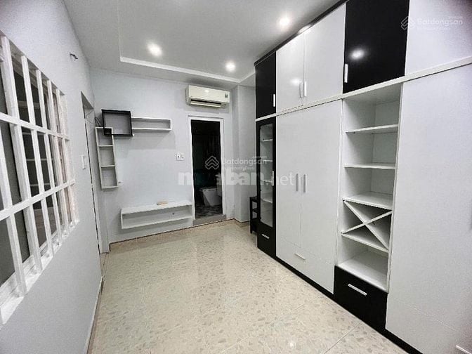 Chốt ngay cho em căn này! Nhà đ.Trịnh Hoài Đức P.13 Q.5 giá 1tỷ650tr.