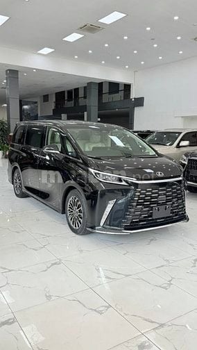 Giao ngay Lexus LM500h 4 chỗ VIP, sản xuất 2025, mới 100%.
