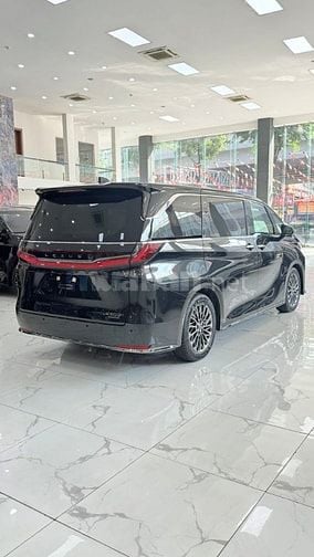 Giao ngay Lexus LM500h 4 chỗ VIP, sản xuất 2025, mới 100%.