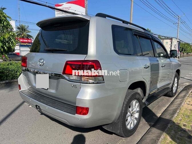 Toyota Land Cruiser 2016 VX 4.6L