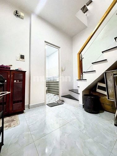 Siêu Hot! Nhà 3 Tầng Văn Thân – Q6 Giá Rẻ Bất Ngờ! Chỉ 2 Tỷ 1