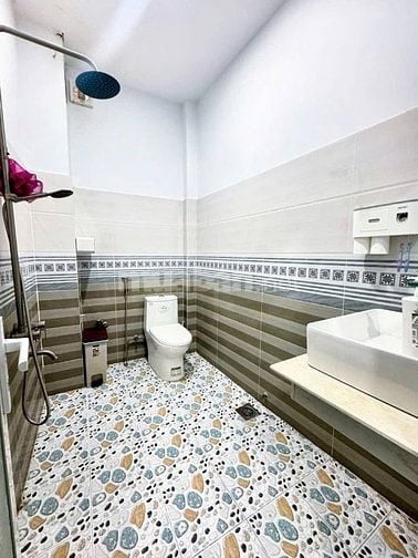 Siêu Hot! Nhà 3 Tầng Văn Thân – Q6 Giá Rẻ Bất Ngờ! Chỉ 2 Tỷ 1