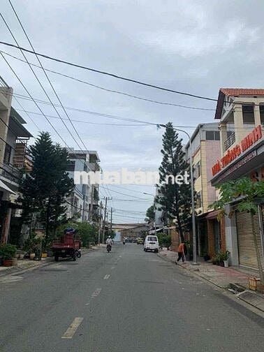 Chủ kẹt bán gấp MTN nội bộ Huỳnh Văn Một. Dt 4m x 18m. Nhà trệt, 1 lâu