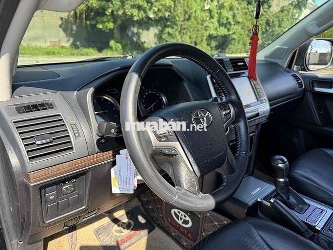 CẦN BÁN TOYOTA PRADO 2.7 VX MODEL 2018 SIÊU MỚI