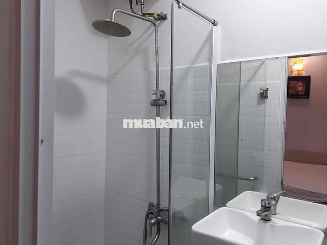 Cho thuê căn hộ studio đủ nội thất, máy giặt riêng