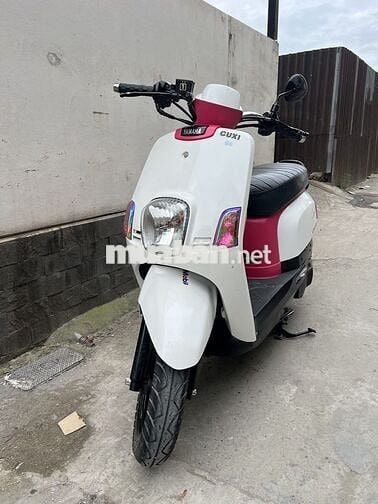 Yamaha Cuxi Trắng Hồng