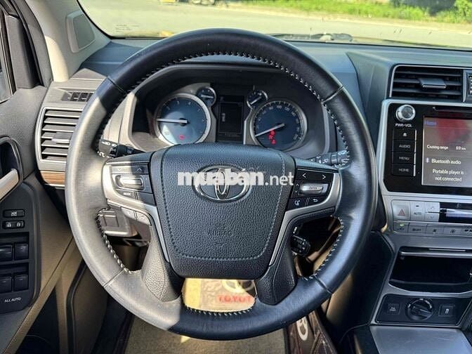 CẦN BÁN TOYOTA PRADO 2.7 VX MODEL 2018 SIÊU MỚI