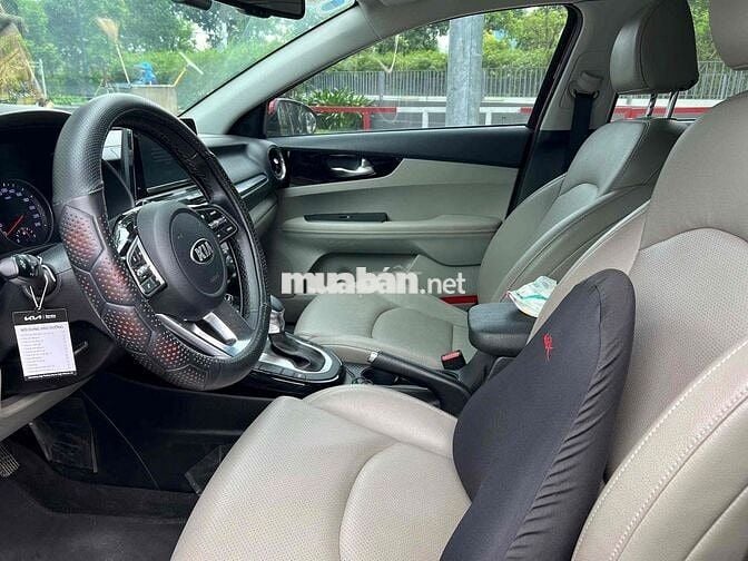Kia Cerato đỏ 2019 1.6 AT Luxury