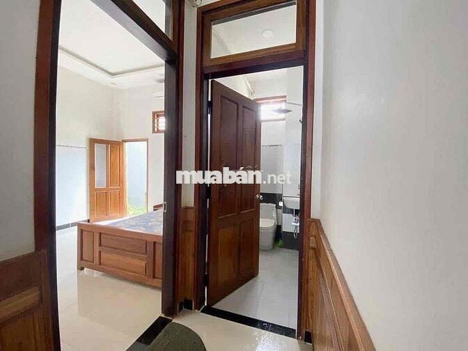 Trống 1 căn , full nội thất , phòng ngủ tách biệt
