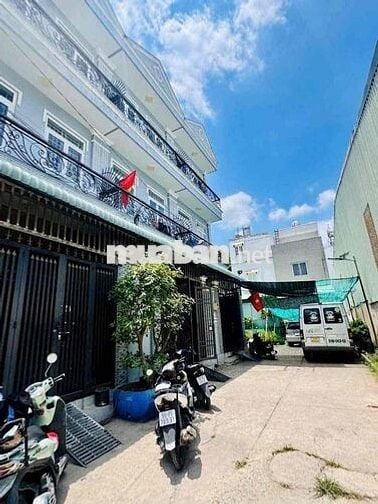 Cho thuê nhà Thạnh lộc 37 dt 5x10m 1 lầu 3 phòng ngủ Đường 8m