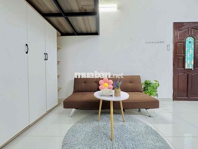 Phòng trọ dạng gác siêu đẹp ngay cầu Nguyễn Tri Phương