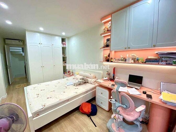 BÁN NHÀ LẠC LONG QUÂN — PHÂN LÔ  15M RA Ô TÔ TRÁNH – Ô CHỜ THANG MÁY