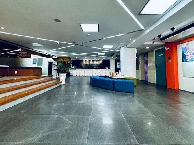 MẶT TIỀN ĐƯỜNG NGUYỄN VĂN THỦ ĐAKAO QUẬN 1