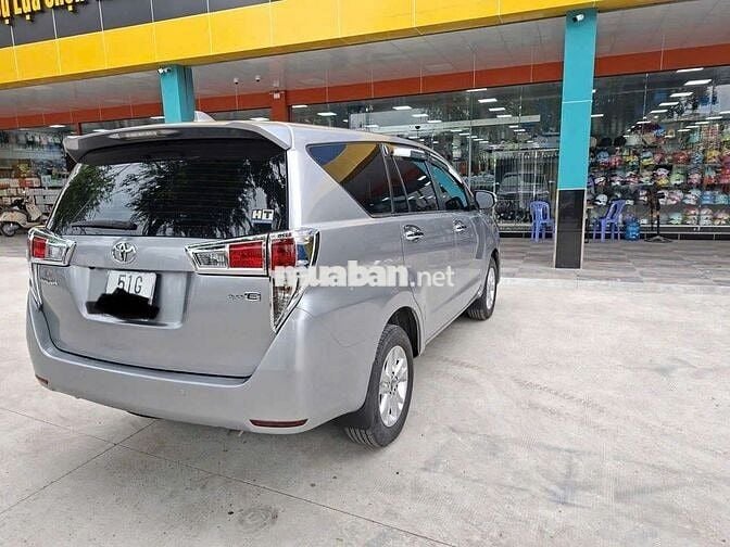 INOVA 2017 số sàn cà vẹt 1 chủ,xe ở sài gòn