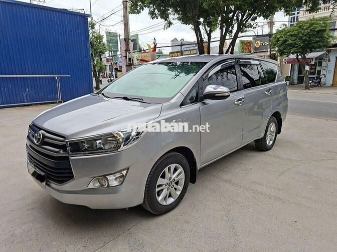 INOVA 2017 số sàn cà vẹt 1 chủ,xe ở sài gòn