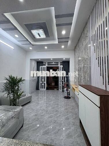 Hẻm xe tải Lê Văn Quới - 4mx11m - 2 tầng - Hơn 4 Tỷ