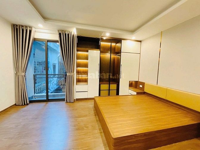 Nhà Đẹp Gần Phố, Duơng Văn Bé, Hai Bà Trưng 33m, 5 tầng, giá 8.45 tỷ