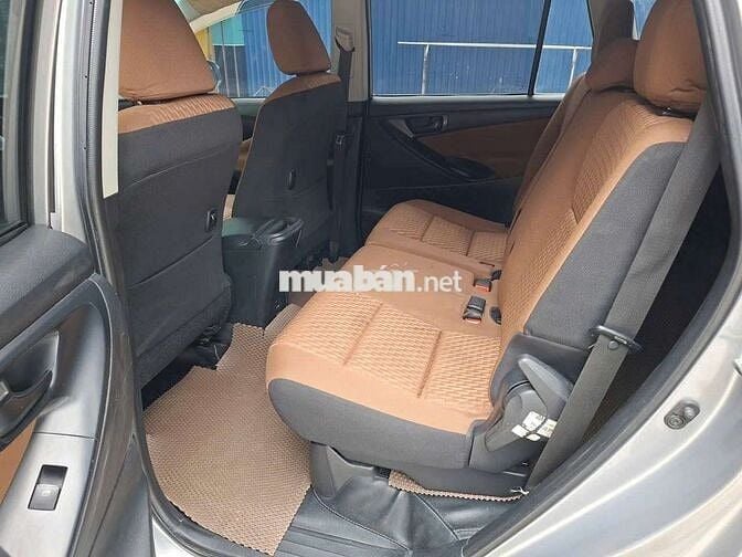 INOVA 2017 số sàn cà vẹt 1 chủ,xe ở sài gòn