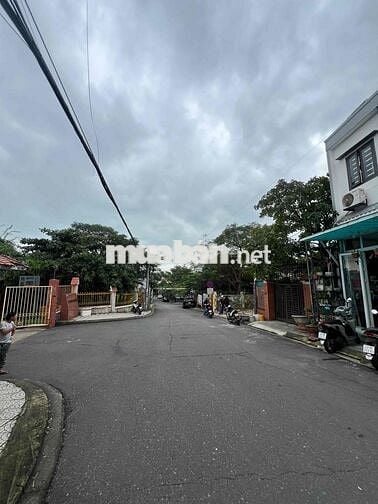 Bán Đất Kiệt LÊ VĂN HIẾN _ Gần Cầu TIÊN SƠN _ Cách Biển 800M