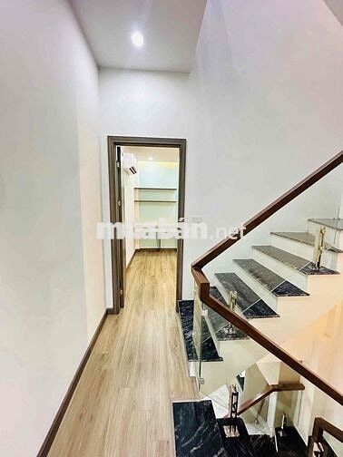 CHÍNH CHỦ BÁN NHÀ  LẠC LONG QUÂN – VỊ TRÍ VÀNG – VỈA HÈ RỘNG