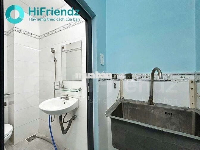 Trọ rẻ có máy lạnh - Thang máy - Gần công viên Lê Thị Riêng