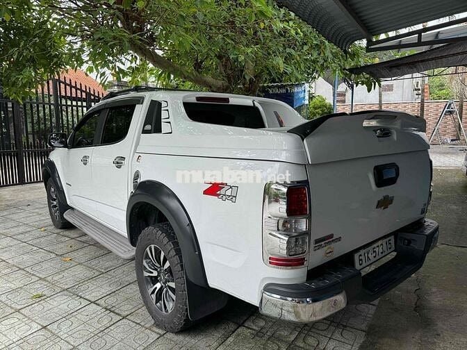 Chevrolet Colorado 2017 LTZ 2.8L 4x4 AT - 110000 k