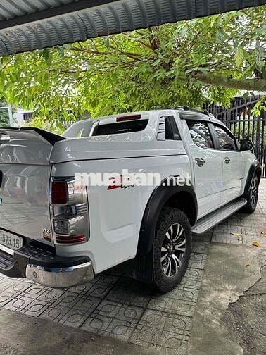 Chevrolet Colorado 2017 LTZ 2.8L 4x4 AT - 110000 k