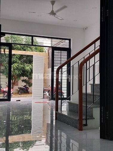 Cho thuê phòng mặt tiền số 10, đường 3A, KDC 6B Intresco, Bình Hưng