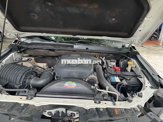 Chevrolet Colorado 2017 LTZ 2.8L 4x4 AT - 110000 k