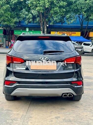 Hyundai SantaFe màu Đen