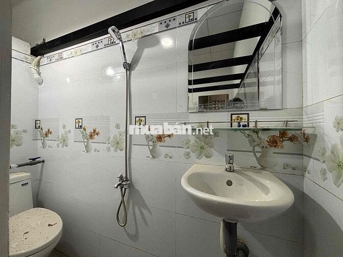 Duolex mới xây 100% 25m2 Dương Quảng Hàm