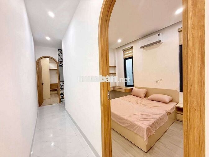 Bán nhà 100m2 kiệt ô tô Tôn Đản