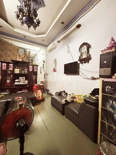 Chính chủ cần bán nhà 44m2, 4 tầng, HXH, tiện kinh doanh, 4.5 tỷ Tl.