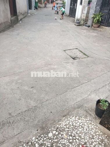 Nhà cân bán gâp tổ 40.kp vườn dừa.phước tân.bien hòa.đồng nai