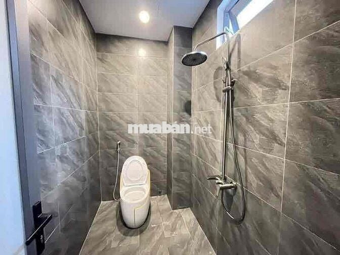 mặt tiền 2 tầng mới keng - Gần Nguyễn Hữu Thọ - Chỉ 7,25 tỷ