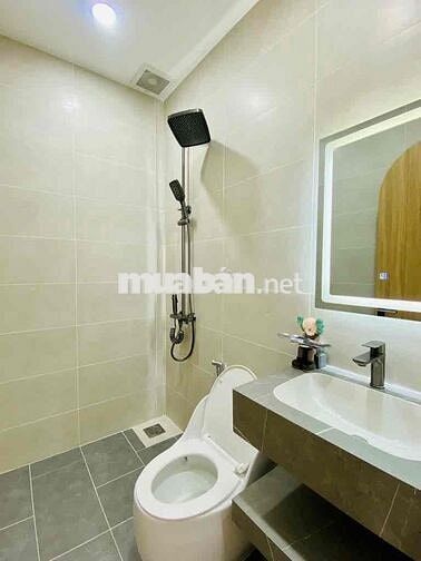 NHÀ SIÊU HIẾM, HẺM Ô TÔ CÓ PN DƯỚI TRỆT TRUNG TÂM GÒ VẤP CHỈ 4đ6