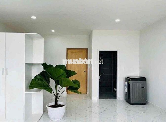 KHAI TRƯƠNG CĂN STUDIO ĐẦY ĐỦ TIỆN NGHI TÁCH BẾP CỬA SỐ BAN CÔNG