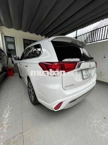Mitsubishi Outlander 2022 2.0 CVT Premium