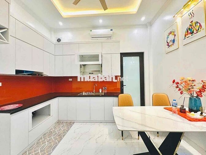 bán nhà Tây Mỗ, Ô tô lùi cửa, 40m 6 tầng thang máy, ngõ nông, rộng