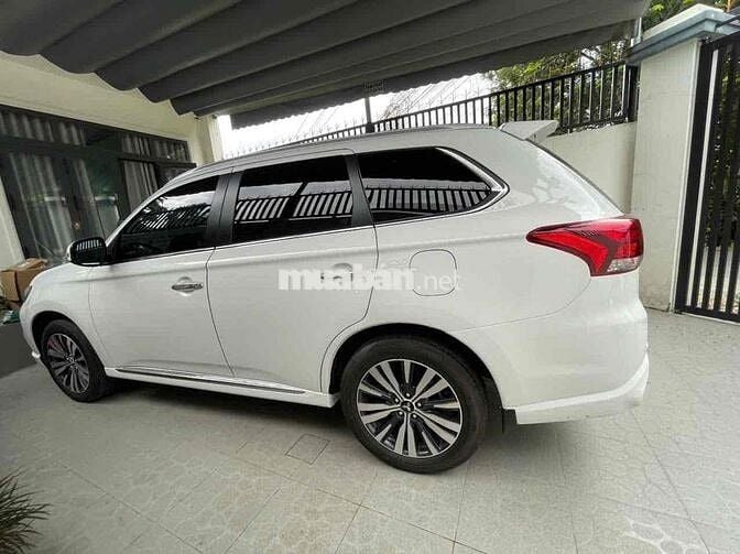 Mitsubishi Outlander 2022 2.0 CVT Premium