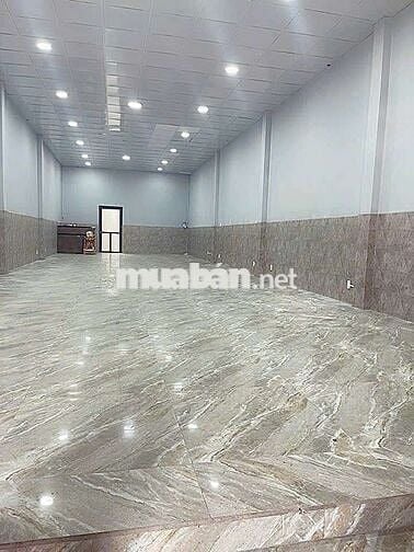 Măt tiên dg đông đúc phù hợp kinhdoanh buon bán sát bên chợ hiêp thành