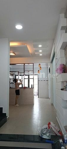 Bán nhà Mặt tiền Thạnh Xuân 43, DT 4x21, 3 Tầng, Giá 6ty3 thương lượng