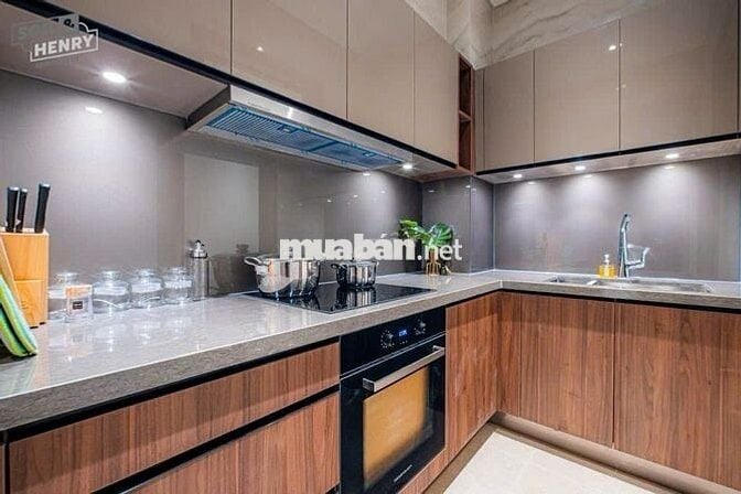 Tôi cần bán CH Xigrand Court: Căn góc 70m 2pn2wc giá 7,15 tỷ (có sổ)