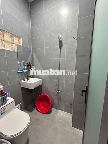 💥Cho thuê nhà 1trệt 3lầu 5pn 5wc 1bếp khu 10ha