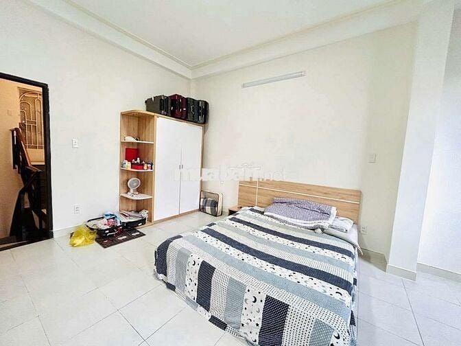 💥Cho thuê nhà 1trệt 3lầu 5pn 5wc 1bếp khu 10ha