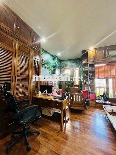 CHO THUÊ NHÀ  SÂN VƯỜN NGUYỄN HÀM NINH - HOÀ XUÂN Nhà có sân vườn đẹp